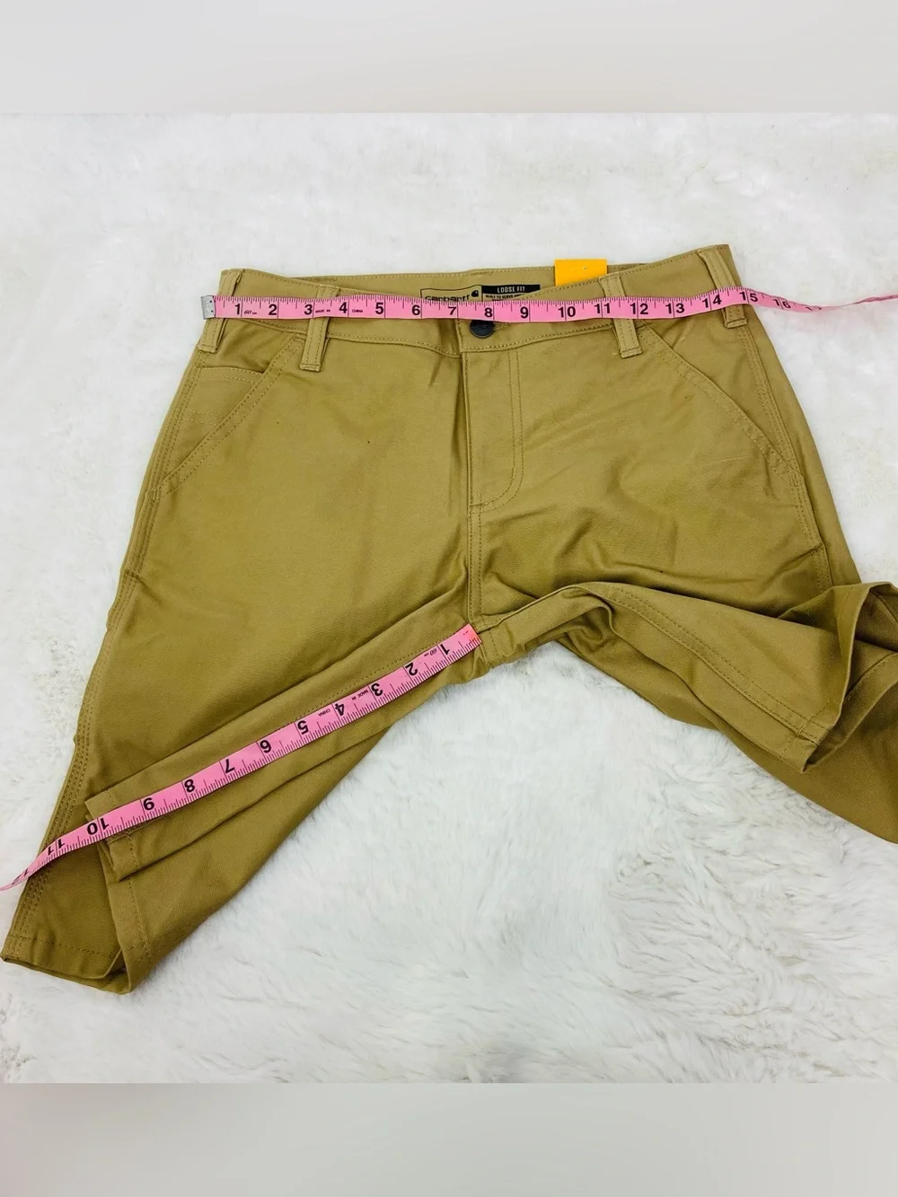 NWT Carhartt rugged professional loose fit Tan Work Bermudas - Straight Fit SZ 4